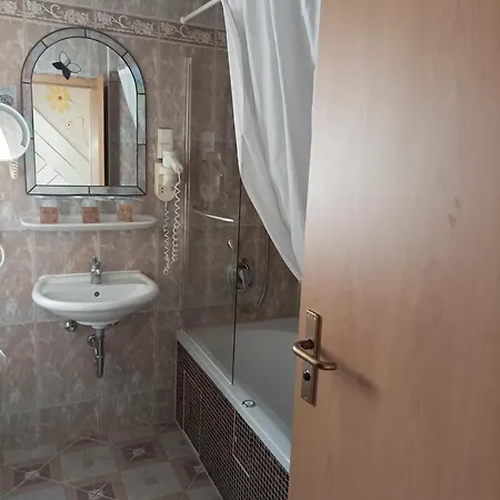 Ξενοδοχείο Central Hotel Σβέτζινγκεν