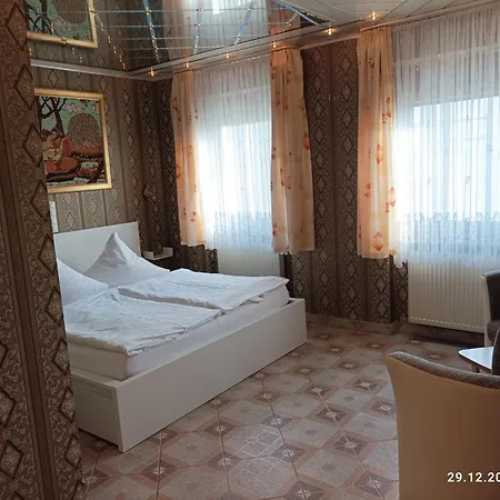 Central Hotel Шветцинген
