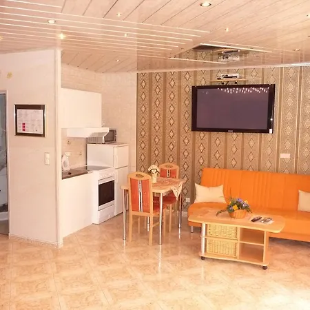 Central Hotel