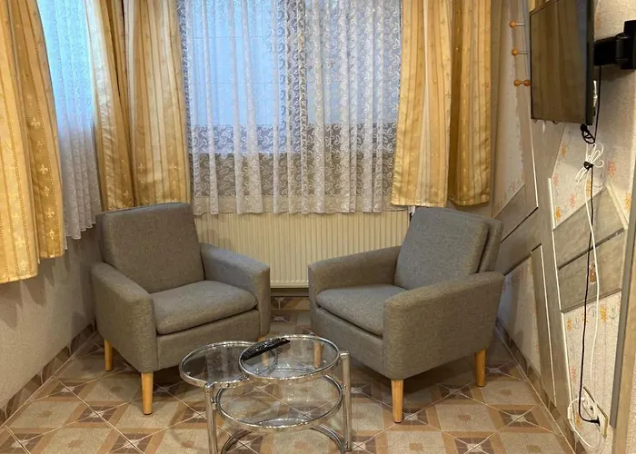 Central Hotel Otel *