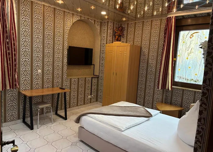 Central Hotel Otel *