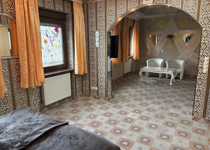 Central Hotel ホテル シュヴェツィンゲン