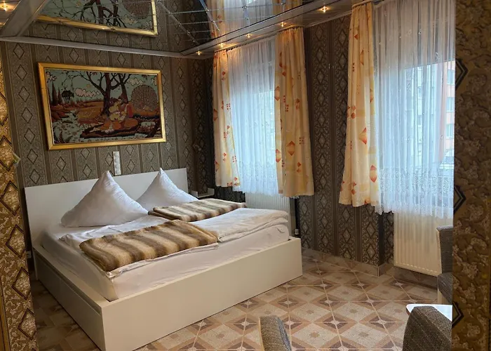 Central Hotel Otel *